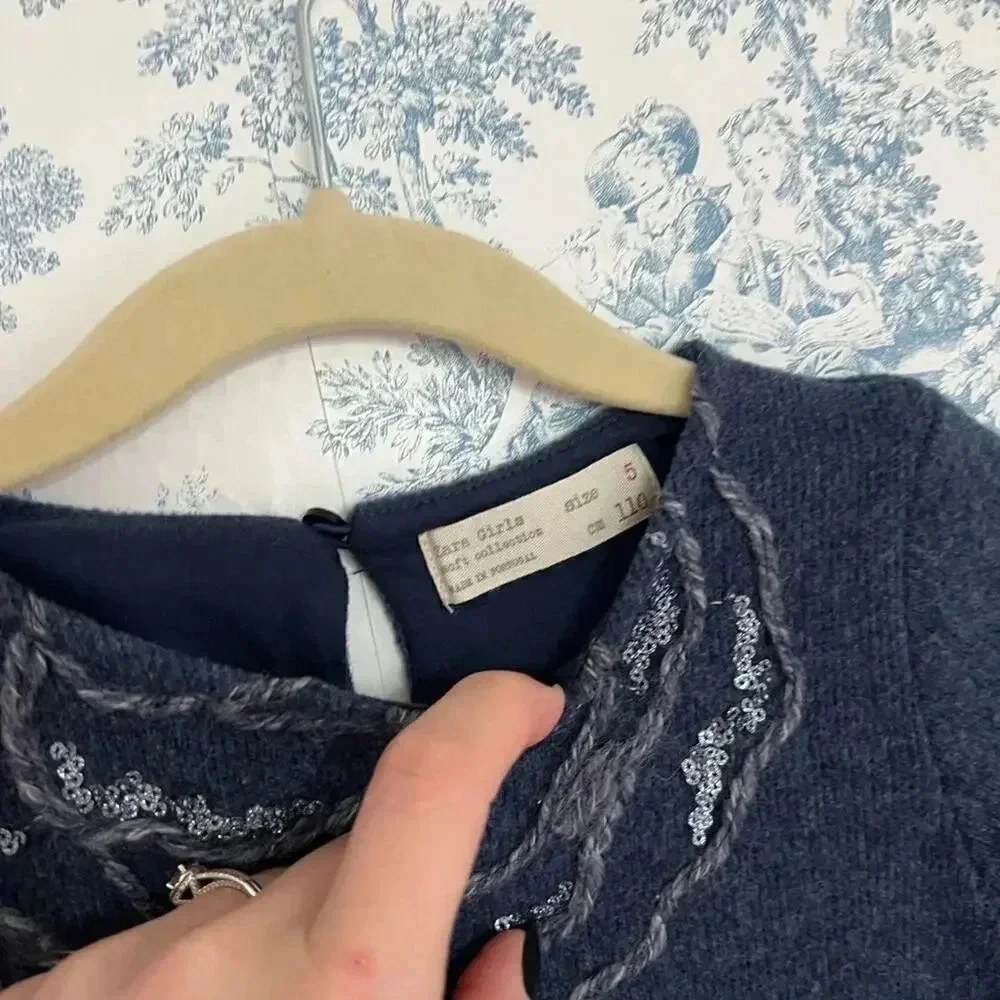 Zara embroidery blue classic